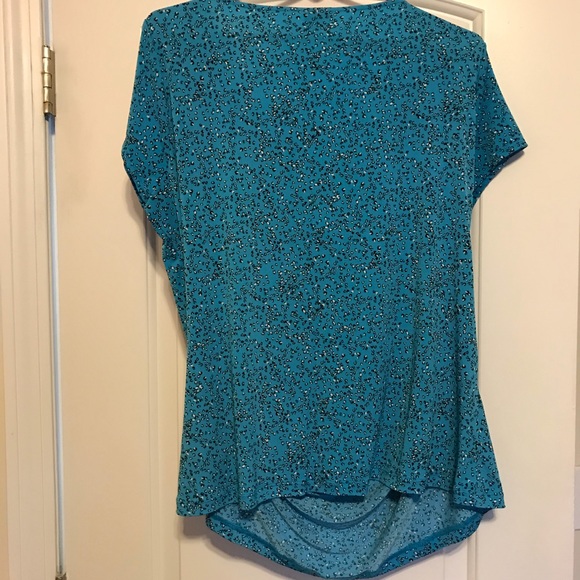 Top - Picture 2 of 3